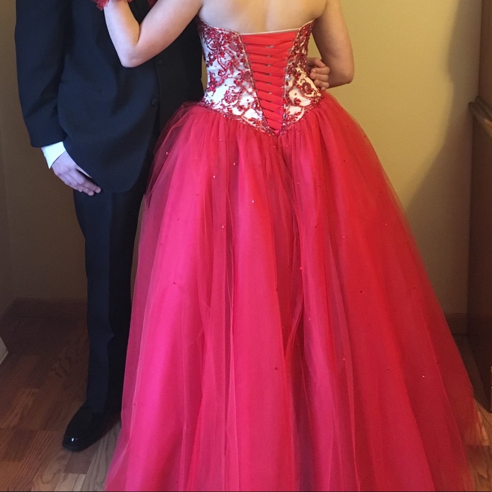 GORGEOUS MoriLee Prom Dress!